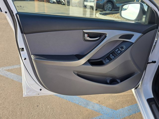 Used 2016 Hyundai Elantra Sport image 23