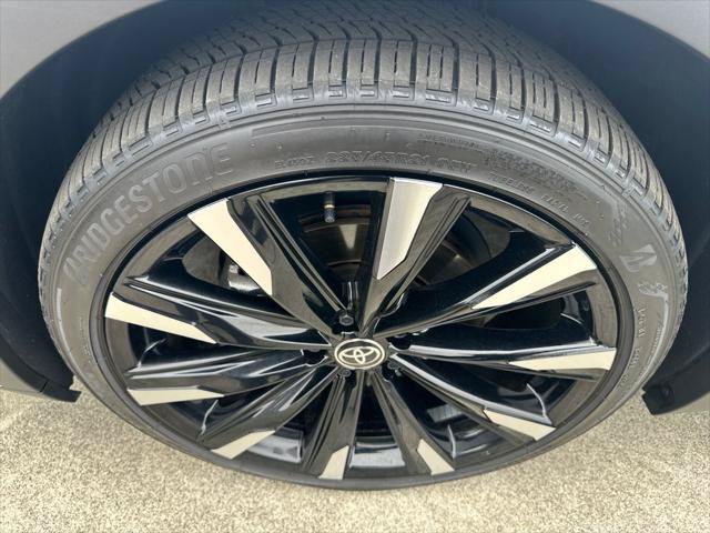 Certified 2026 Toyota Crown Platinum AWD/4WD image 27