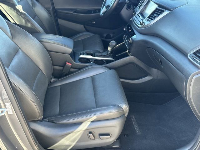 Used 2018 Hyundai Tucson Limited w/ Ultimate Package 02 image 17