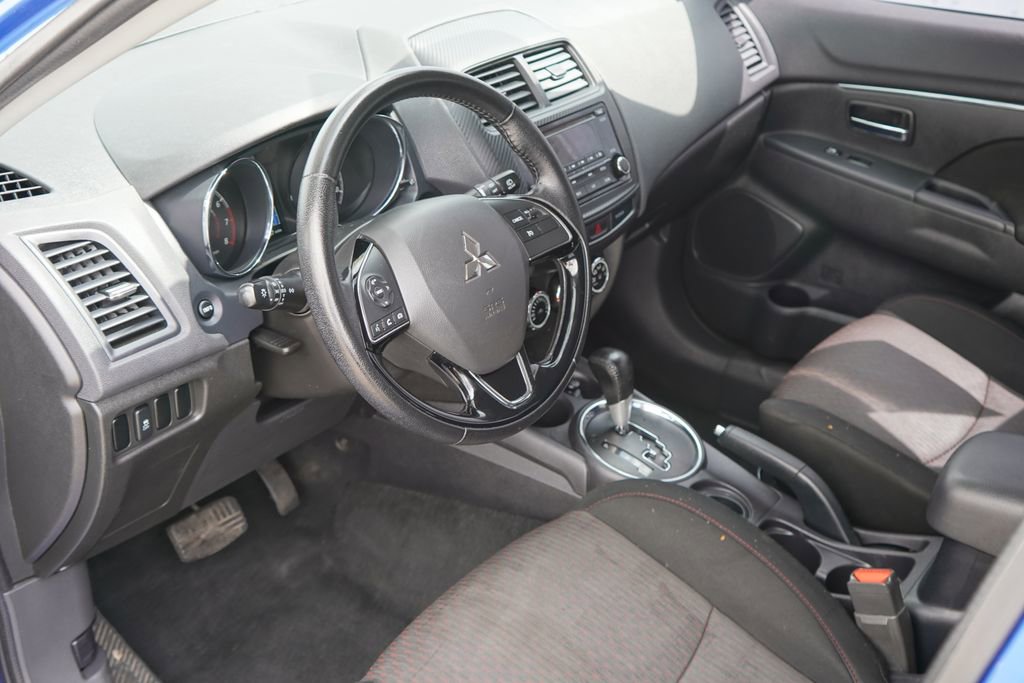 Used 2017 Mitsubishi Outlander Sport ES FWD image 11