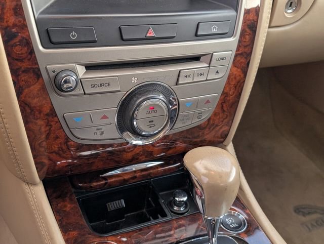 Used 2008 Jaguar XK Convertible image 15