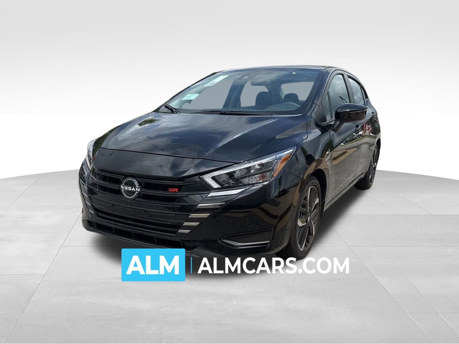 Used 2024 Nissan Versa SR w/ Trunk Package image 1