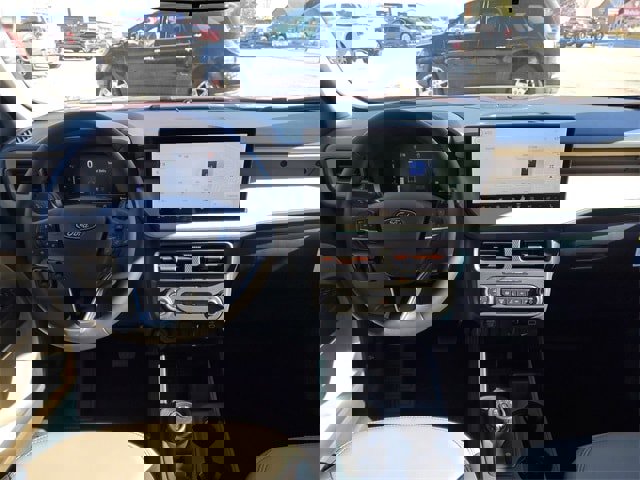 New 2025 Ford Maverick Lariat w/ 4K Tow Package image 33