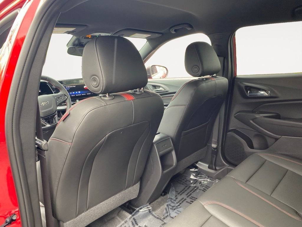 New 2026 Chevrolet Trax RS w/ Driver Confidence Package FWD image 24