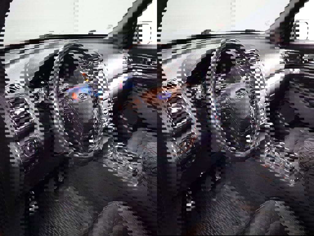 Used 2018 Ford Explorer Sport w/ Equipment Group 401A image 27