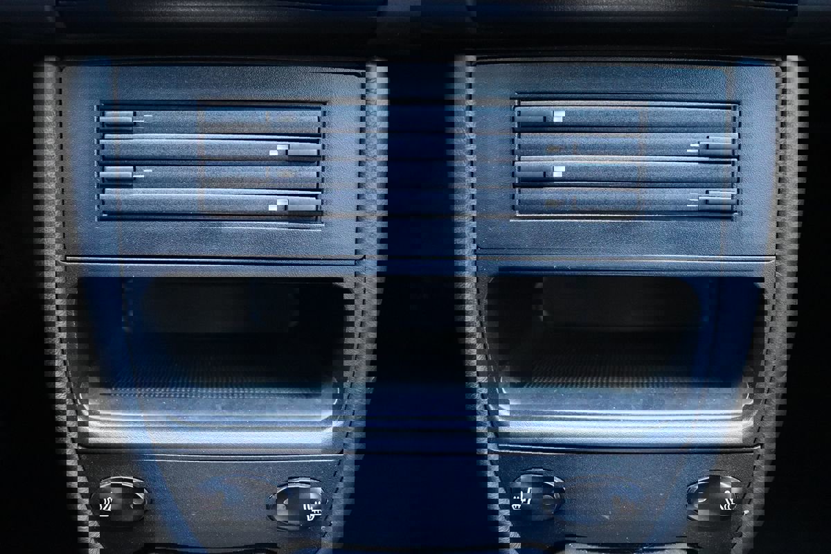 Used 2002 Porsche 911 Carrera image 24