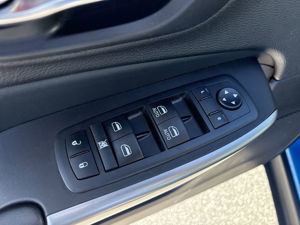 Used 2021 Jeep Cherokee Latitude Lux 80th Anniv w/ Quick Order Package 26U 80TH image 26