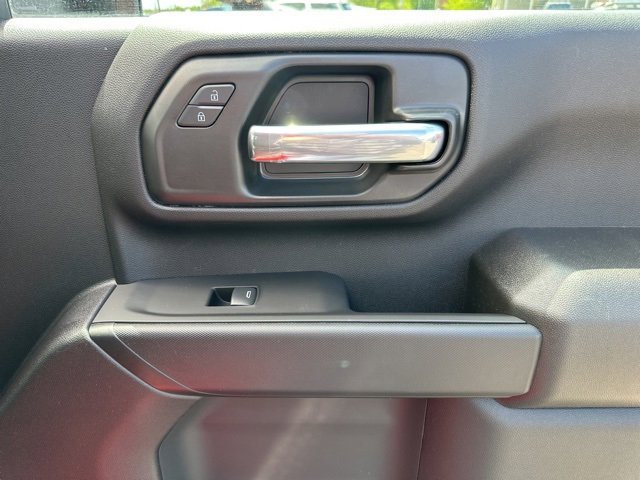 New 2025 Chevrolet Silverado 2500 Custom w/ Custom Value Package image 15