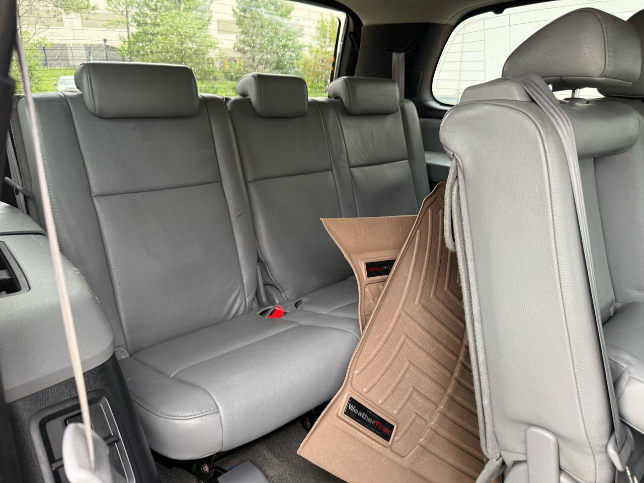 Used 2008 Toyota Sequoia Limited AWD/4WD image 32