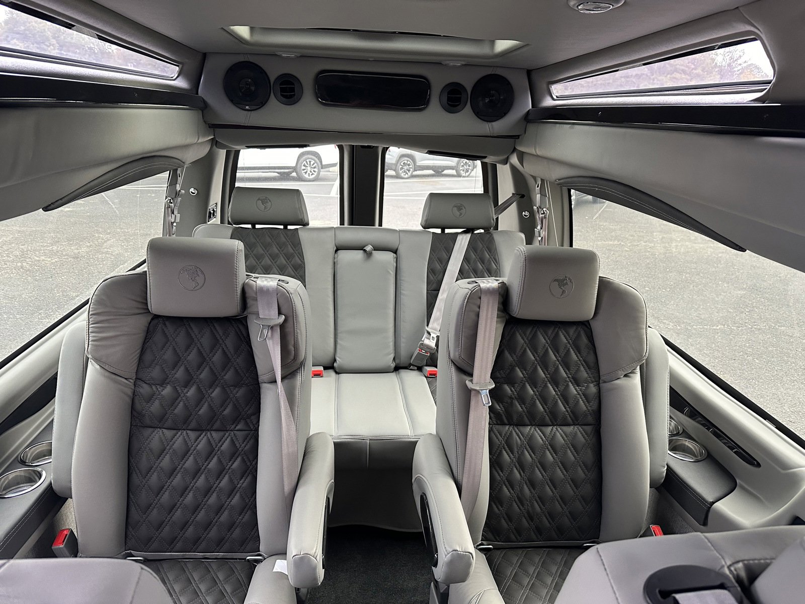 New 2024 Chevrolet Express 2500 Extended image 4