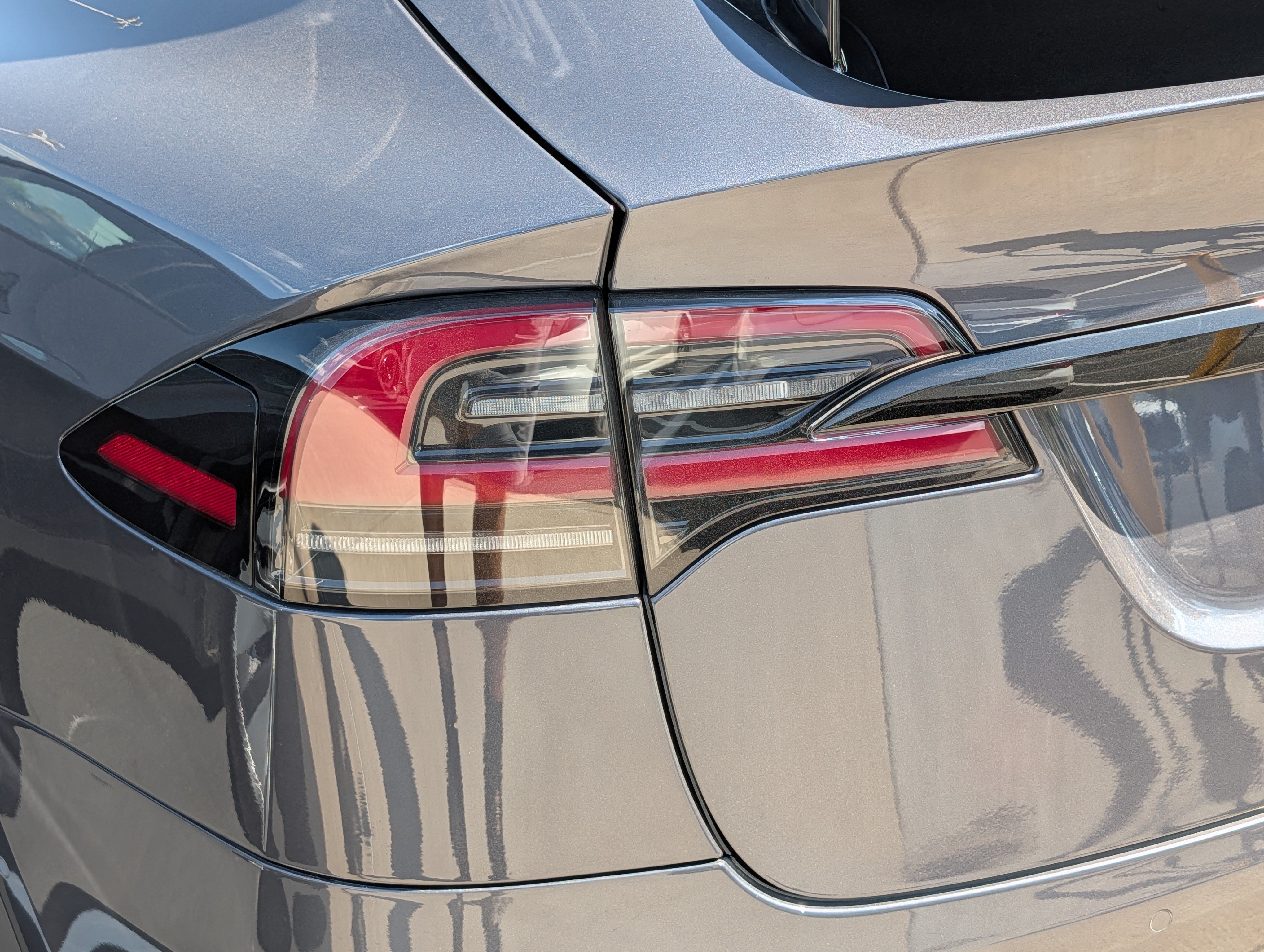 Used 2023 Tesla Model X AWD/4WD image 17