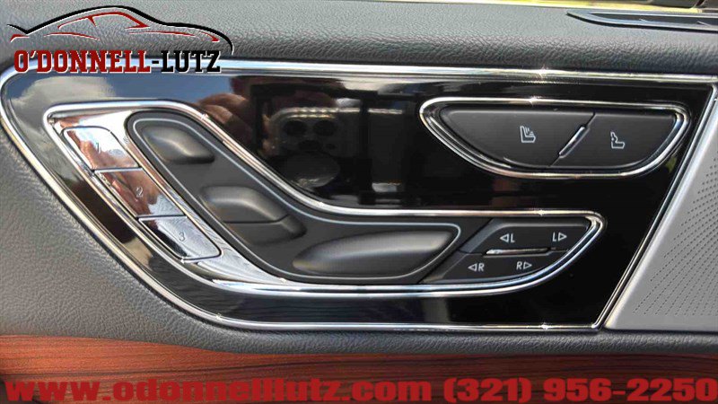 Used 2024 Lincoln Navigator L Reserve AWD/4WD image 14