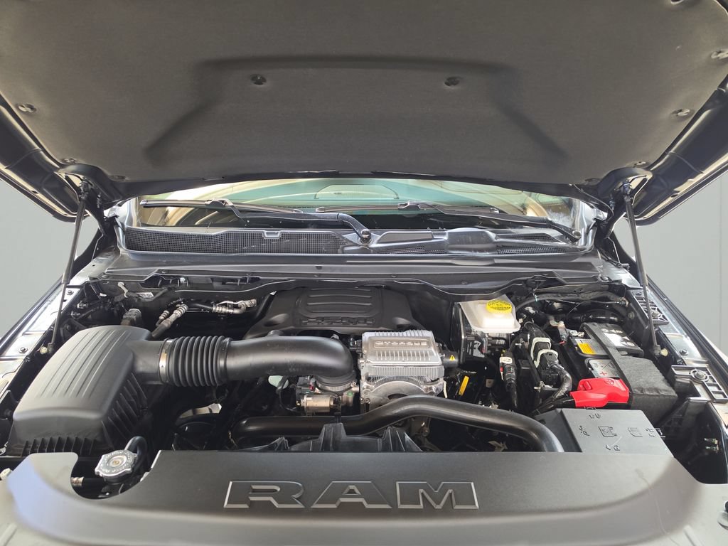 New 2026 RAM 1500 Laramie w/ Night Edition AWD/4WD image 9