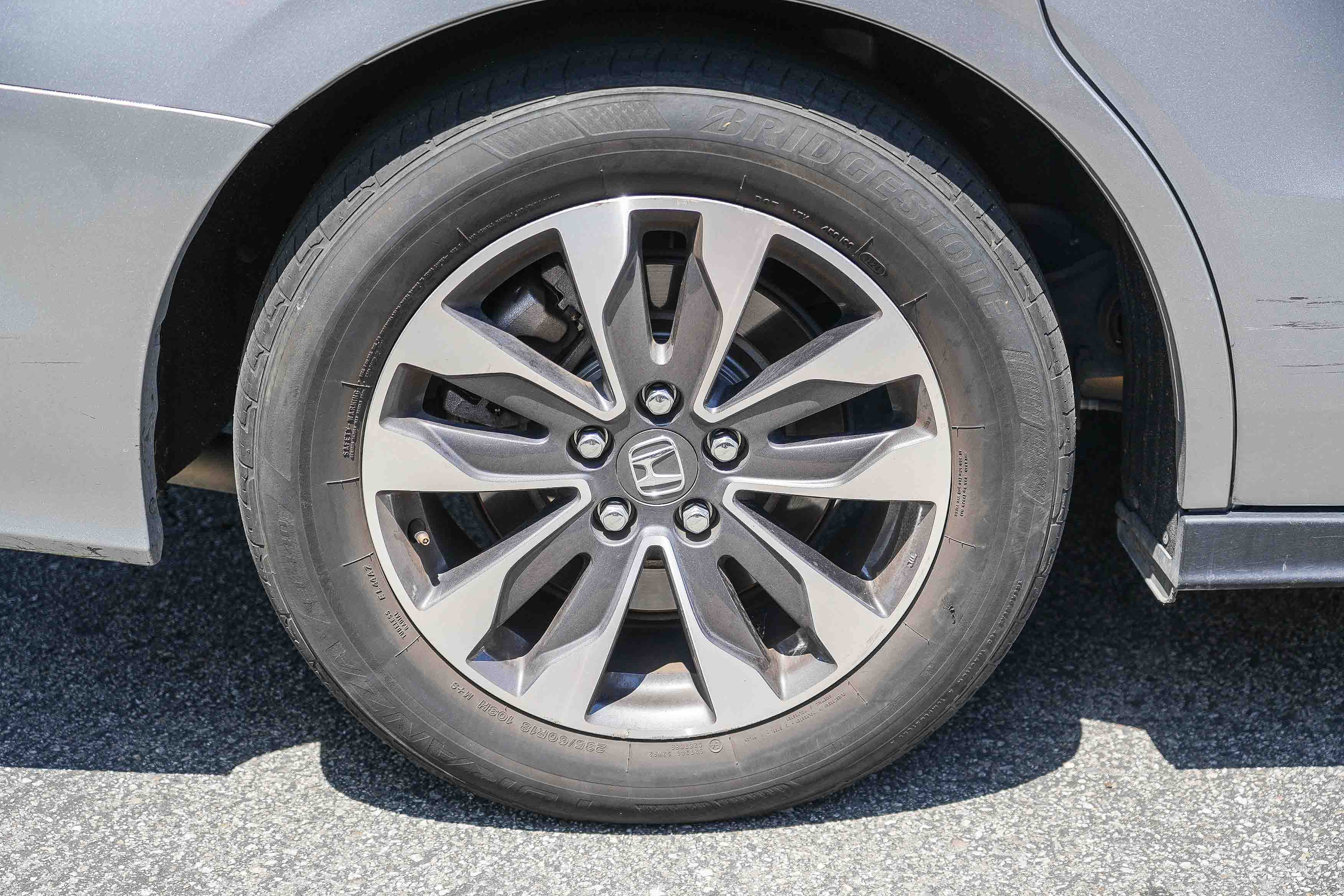 Certified 2024 Honda Odyssey EX-L image 13