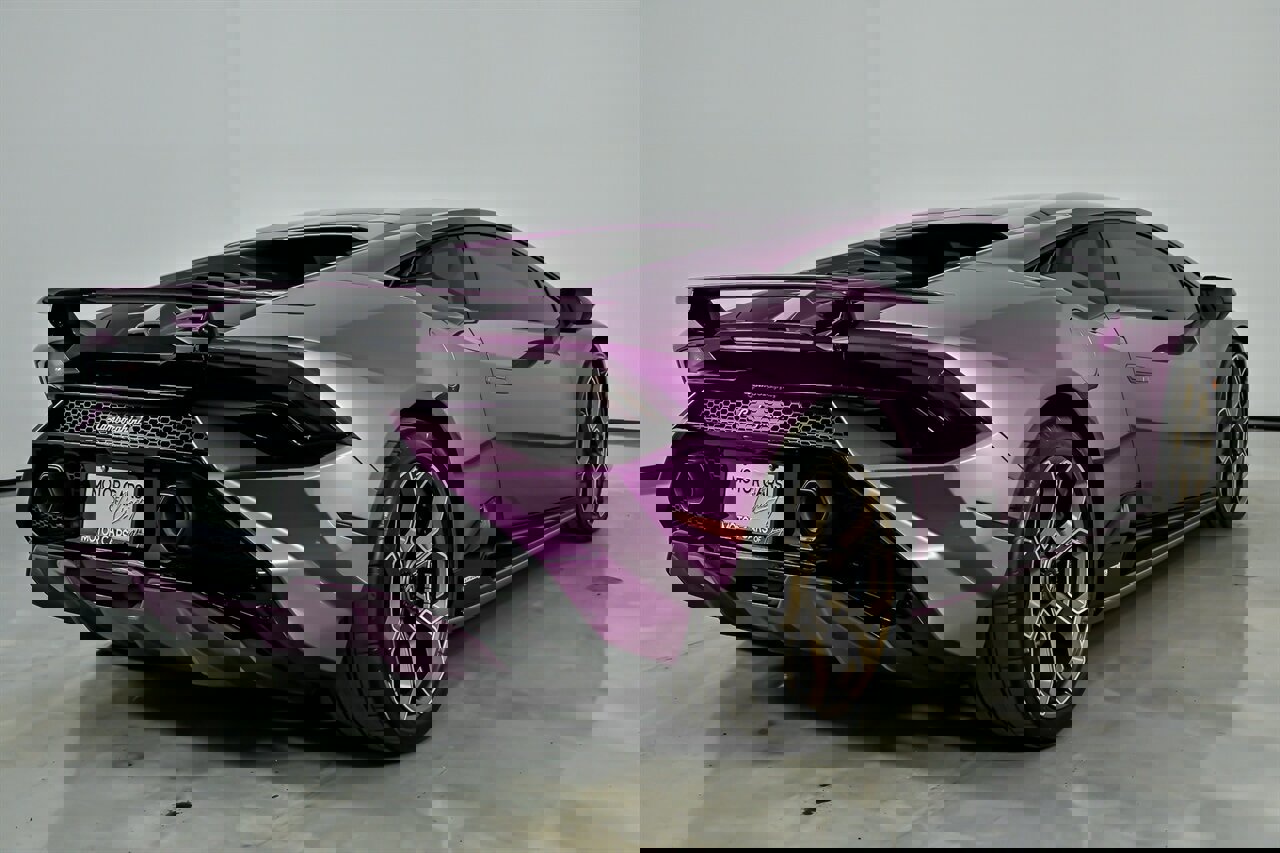 Used 2023 Lamborghini Huracan Tecnica image 15