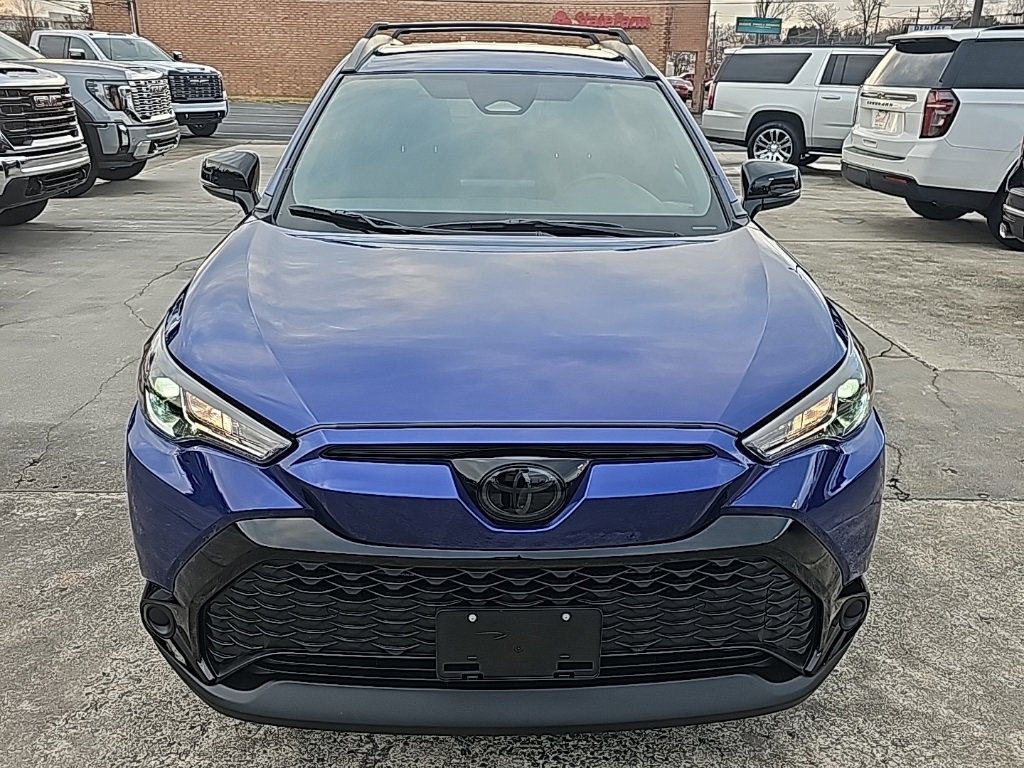 Used 2025 Toyota Corolla Cross AWD Hybrid image 3