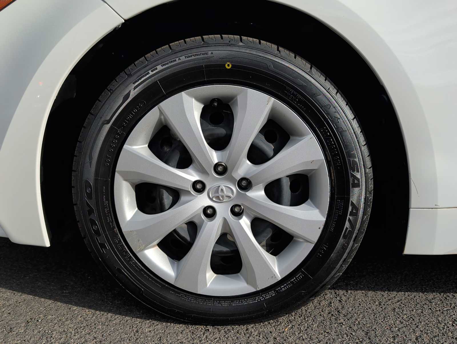 Used 2023 Toyota Corolla LE image 17