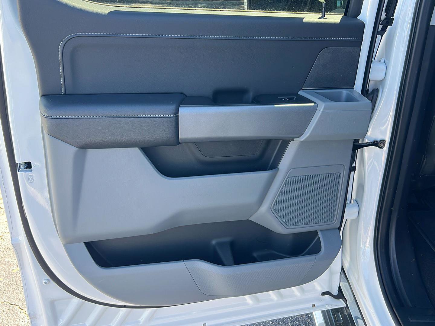 Used 2024 Ford F150 XLT w/ Equipment Group 302A MID image 17