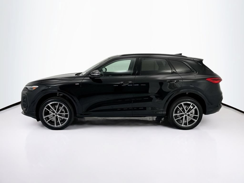 Used 2026 Audi Q5 Premium Plus w/ Premium Plus AWD/4WD image 8