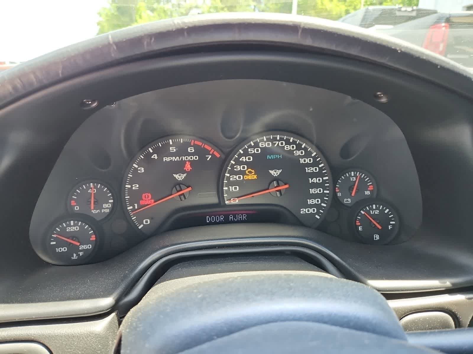 Used 2001 Chevrolet Corvette Coupe w/ Preferred Equipment Group2 RWD image 9
