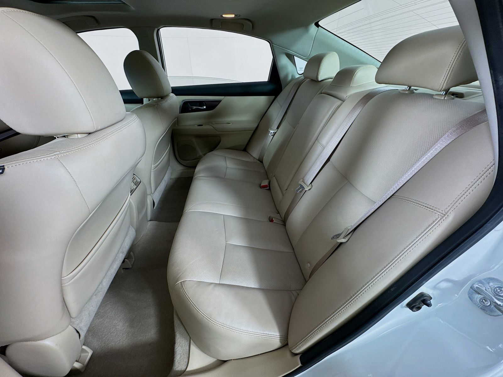Used 2014 Nissan Altima 2.5 SL w/ Technology Package FWD image 18