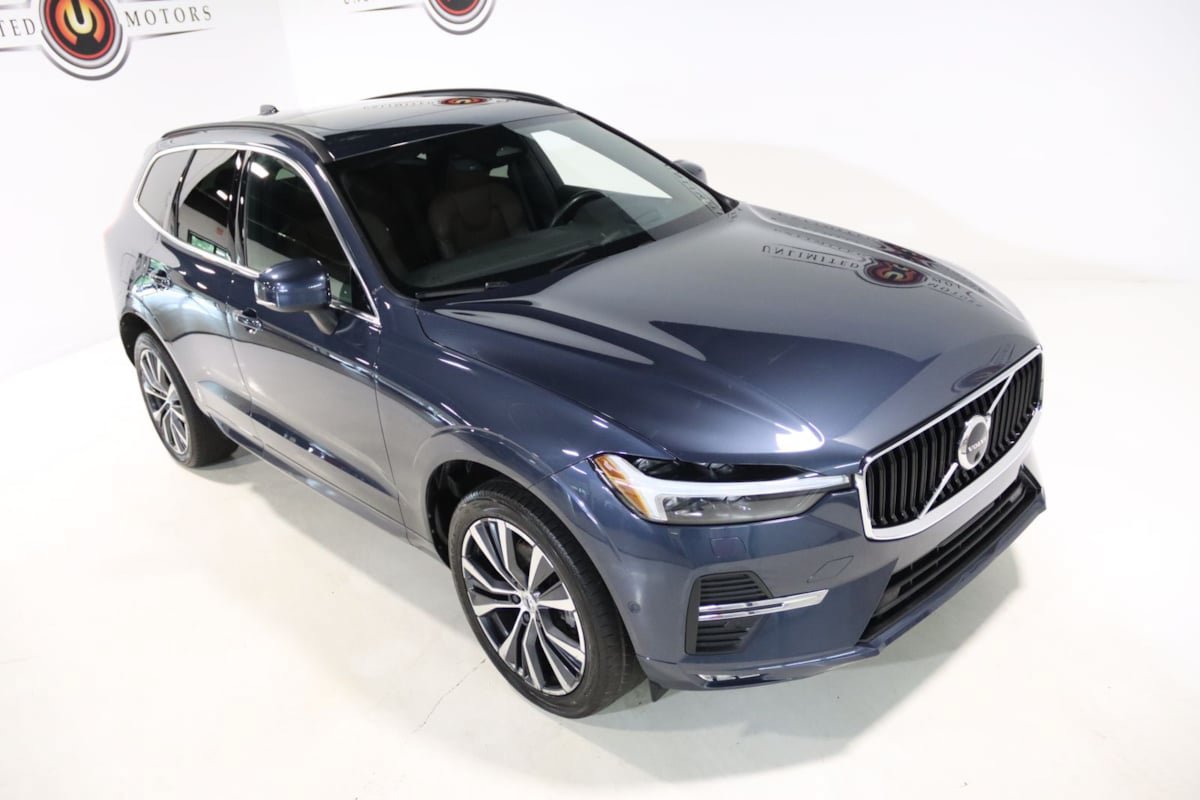 Used 2022 Volvo XC60 B5 Momentum w/ Advanced Package AWD/4WD image 21