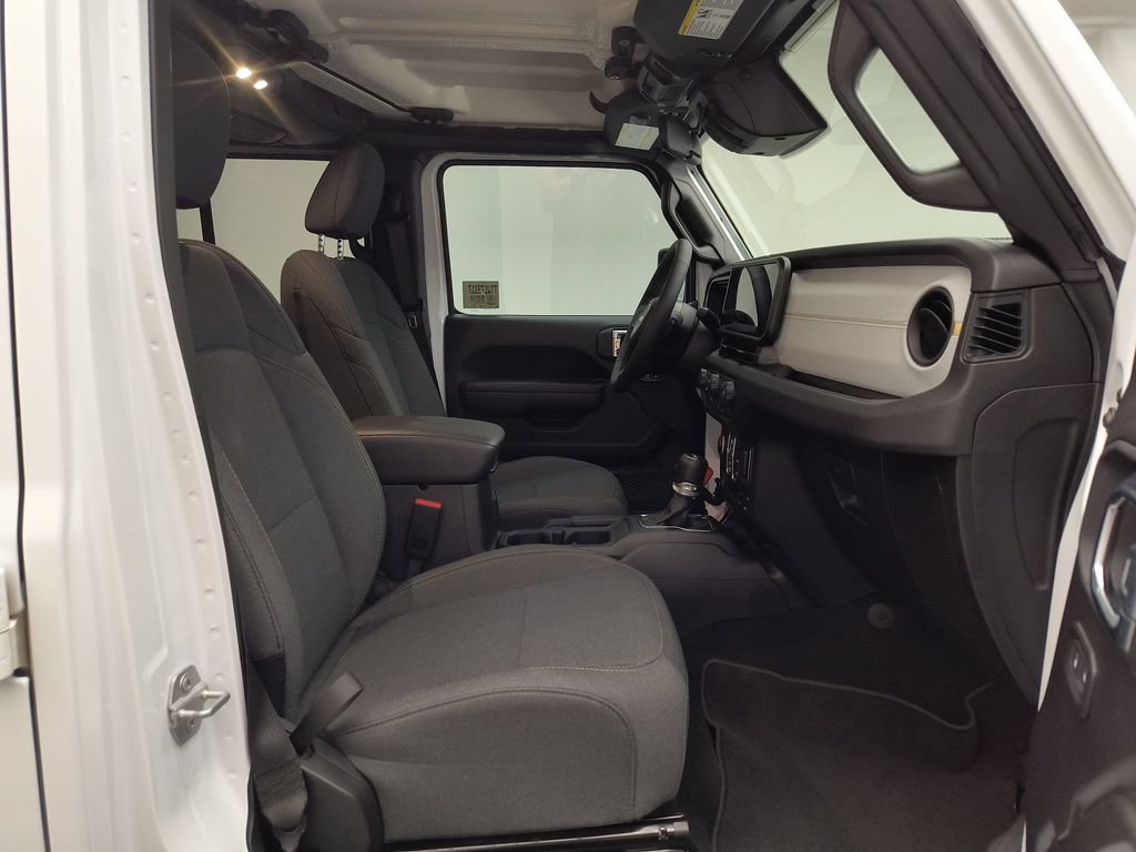 Used 2026 Jeep Wrangler Unlimited Sport AWD/4WD image 28