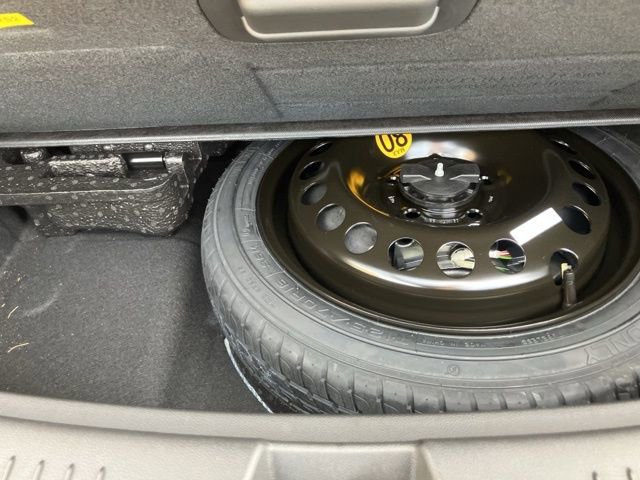 Used 2023 Buick Encore GX Essence w/ Experience Buick Package image 41