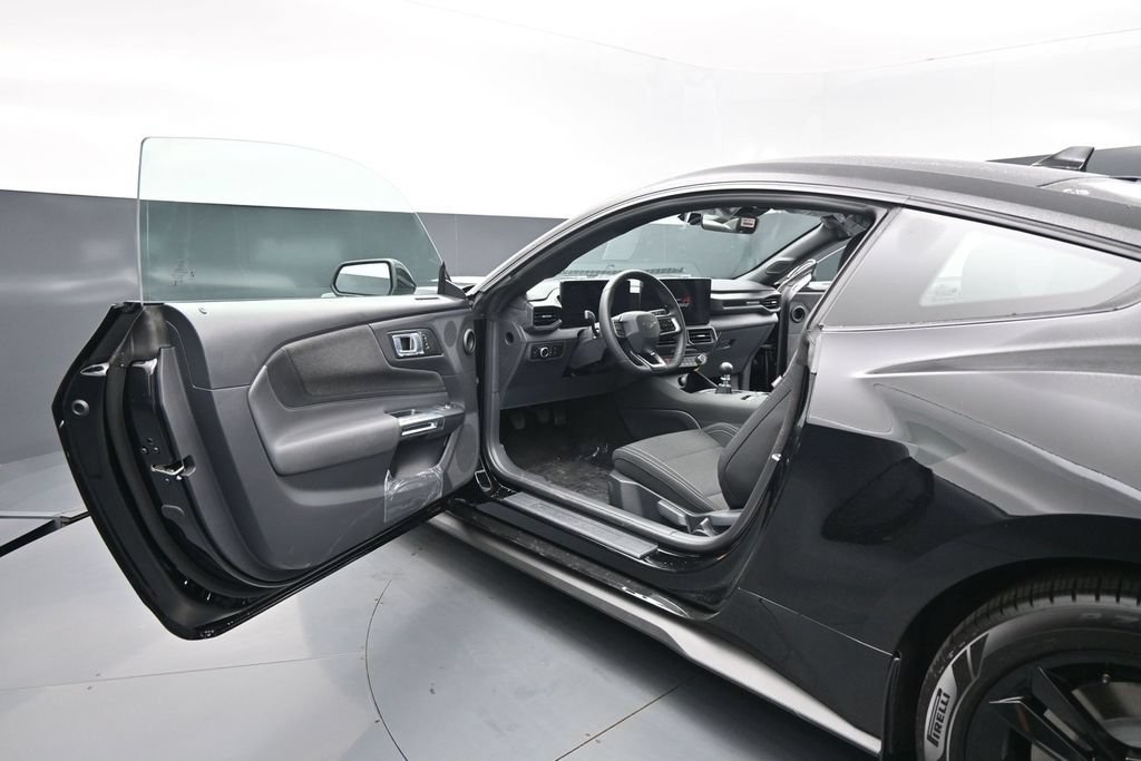 New 2026 Ford Mustang GT RWD image 8