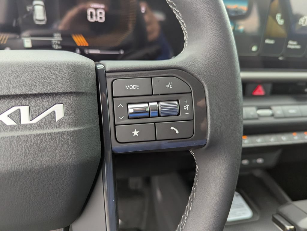 New 2027 Kia Seltos S FWD image 31