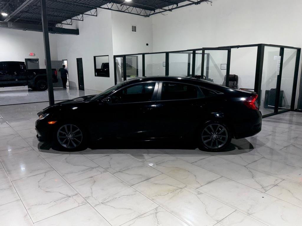 Used 2019 Honda Civic EX image 7