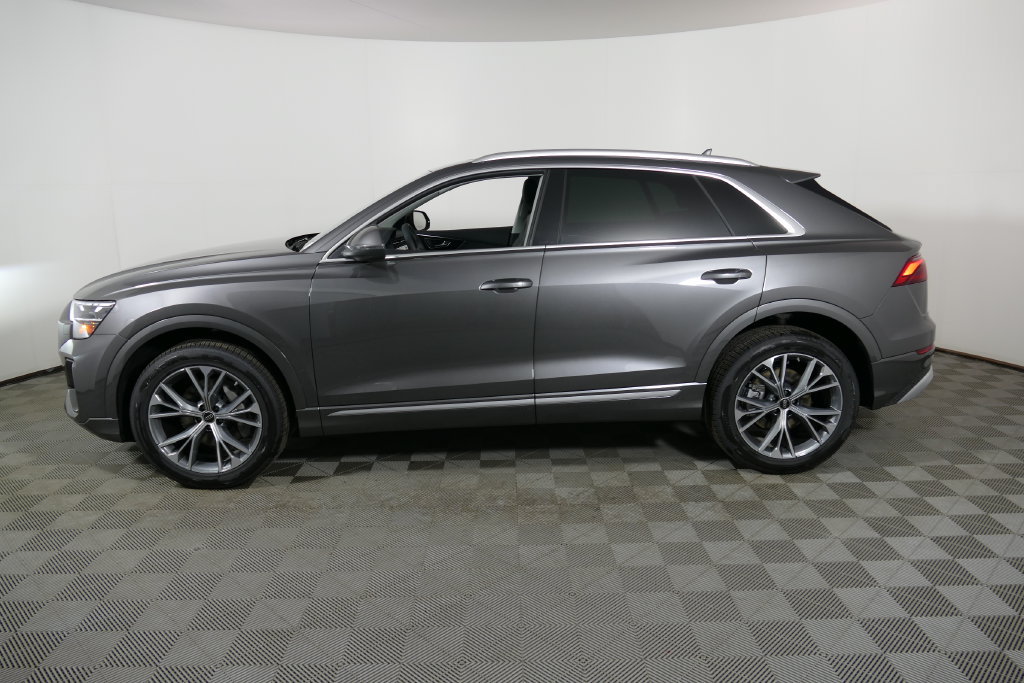New 2026 Audi Q8 Premium AWD/4WD image 6
