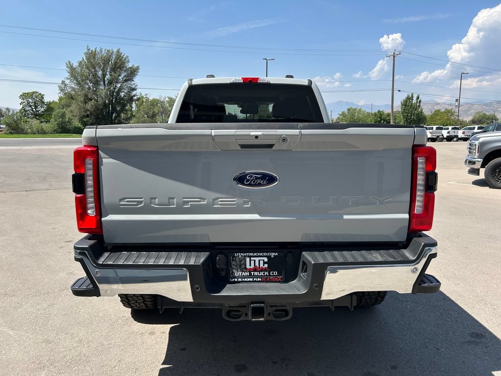 Used 2026 Ford F350 Lariat AWD/4WD image 6