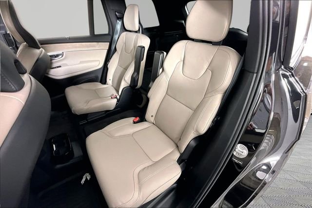 Used 2026 Volvo XC90 T8 Ultra w/ Protection Package AWD/4WD image 18