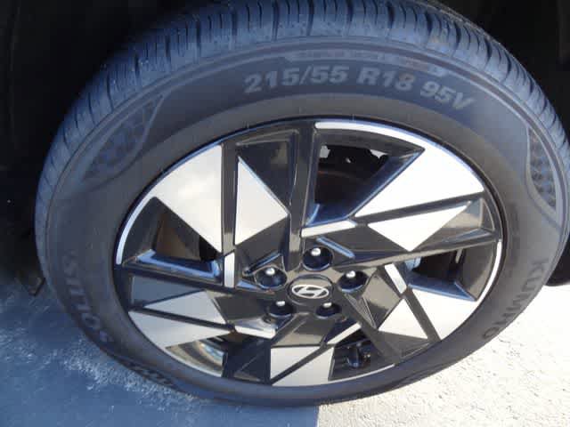 Used 2025 Hyundai Kona SEL FWD image 25