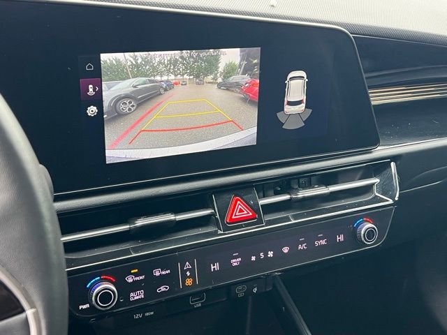 Used 2023 Kia Niro EX image 20