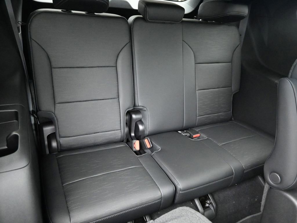 Used 2025 Buick Enclave Sport Touring w/ Power Package image 10