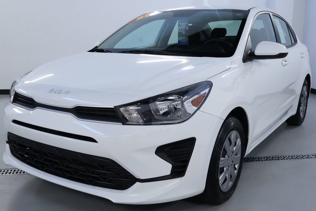 Used 2023 Kia Rio S image 3