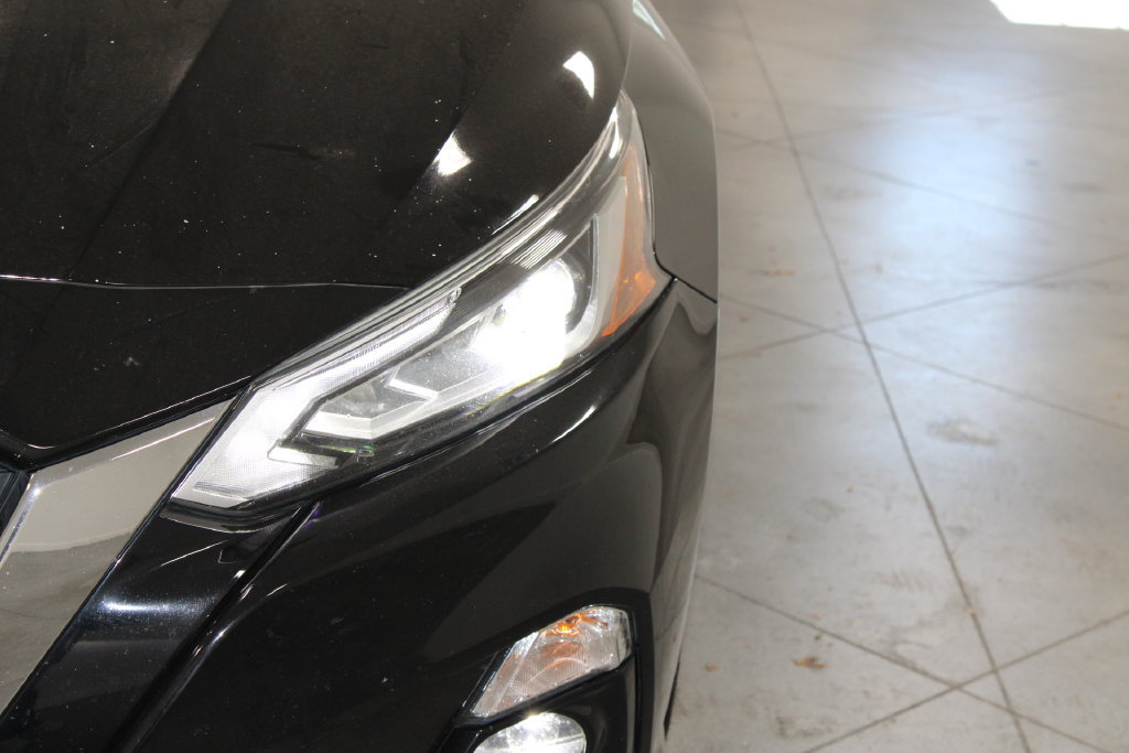 Used 2021 Nissan Altima 2.5 SL FWD image 12