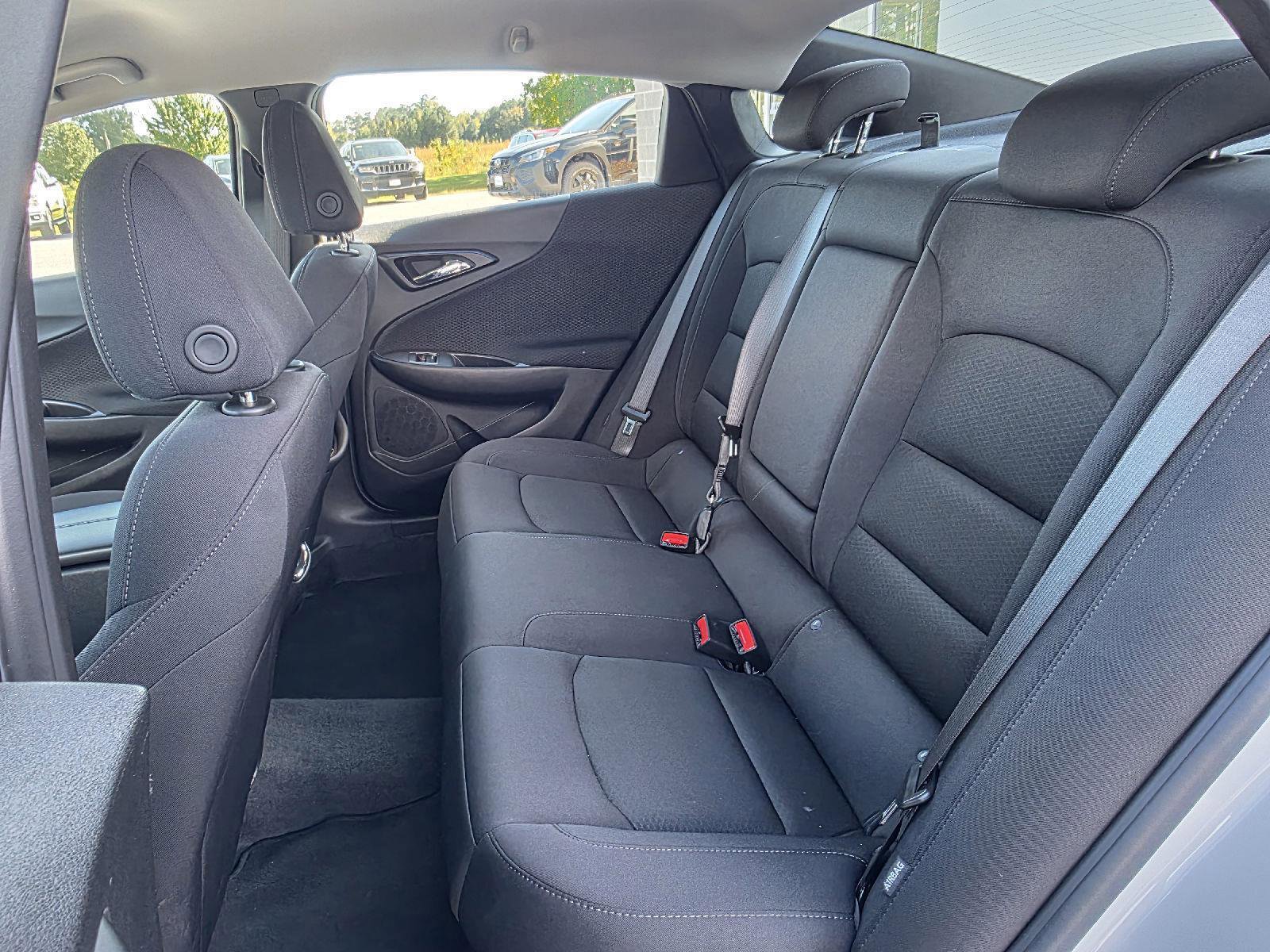 Used 2024 Chevrolet Malibu LT image 12