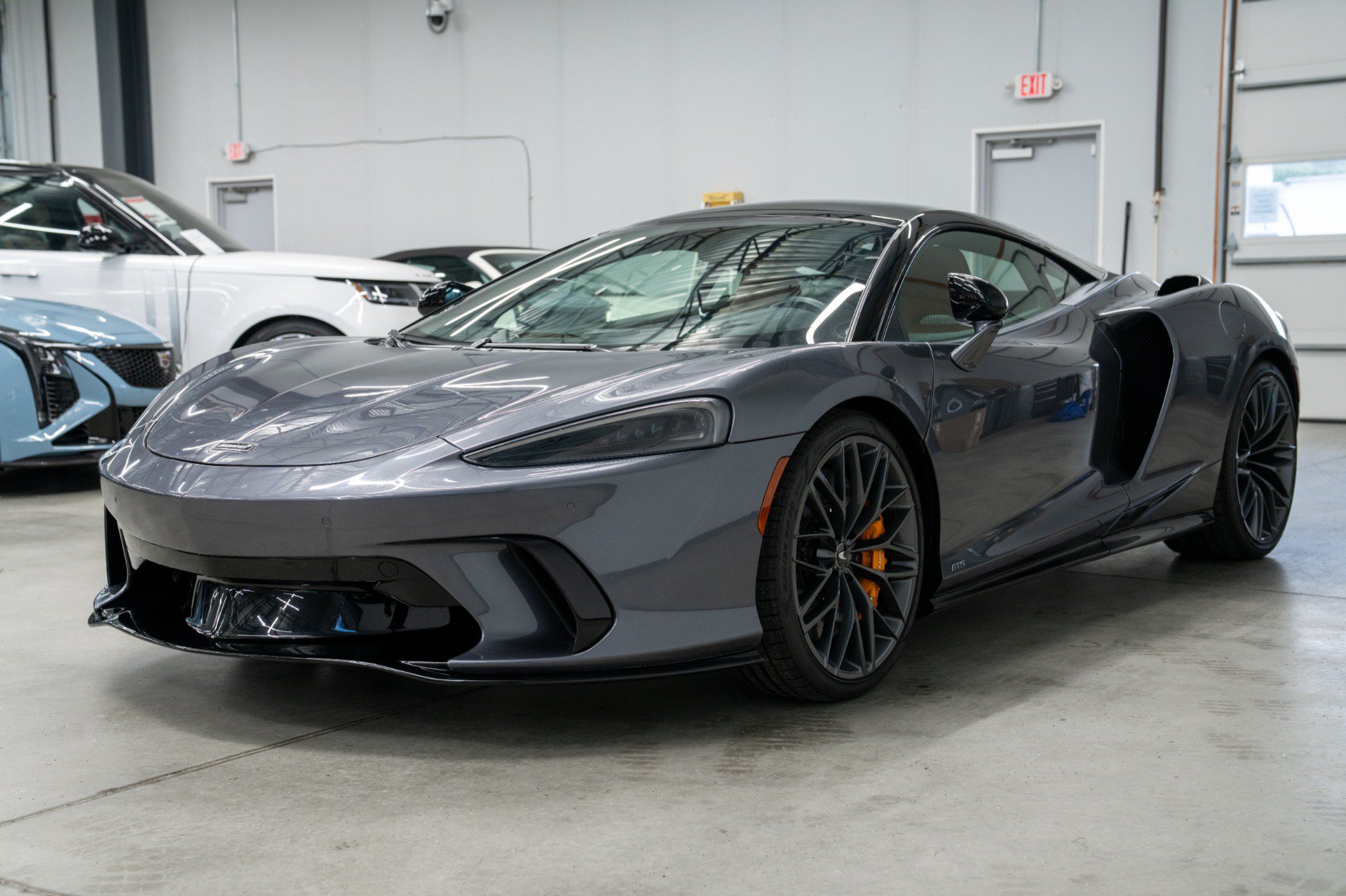 Used 2025 McLaren GTS RWD image 5