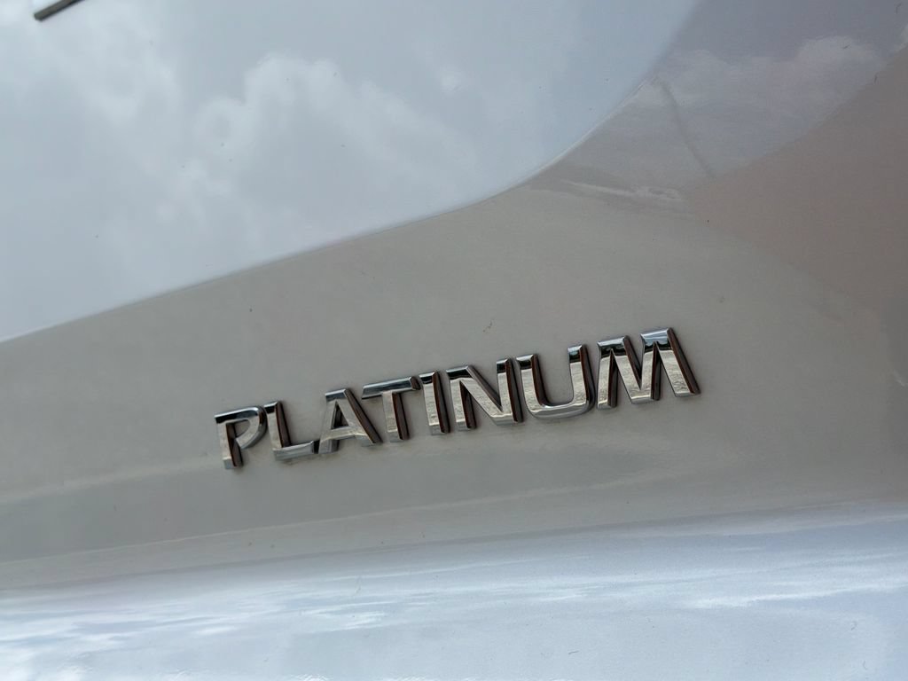Used 2025 Nissan Pathfinder Platinum w/ Cargo Package FWD image 18