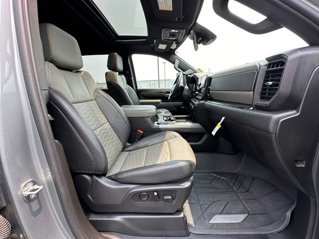 Used 2024 Chevrolet Silverado 2500 ZR2 w/ LPO, Dark Essentials Package AWD/4WD image 33