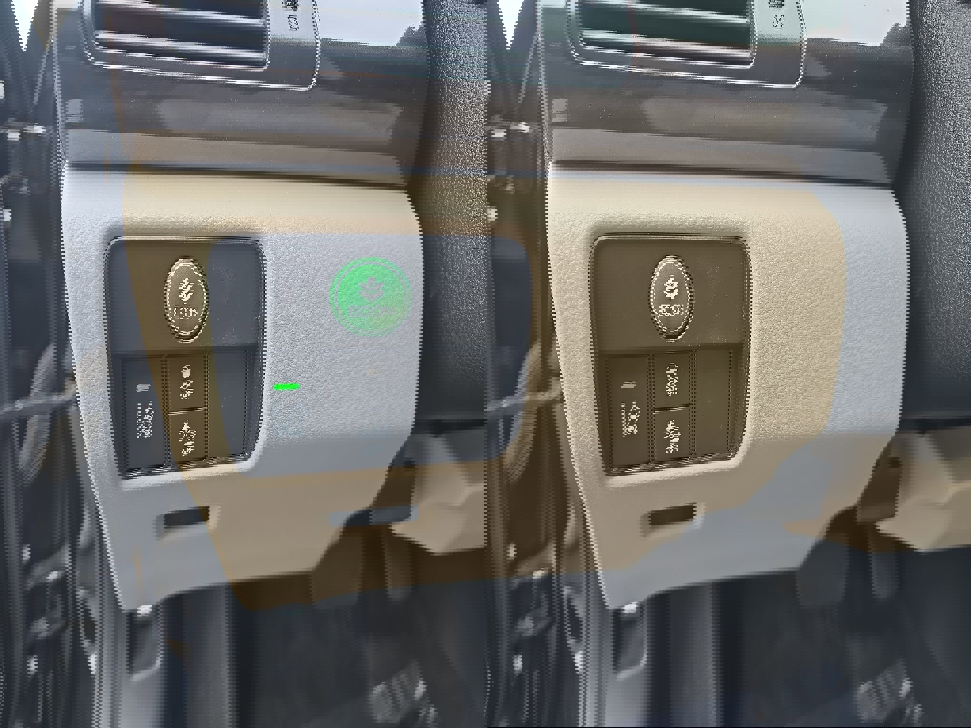 Used 2017 Honda Accord Hybrid Sedan image 14