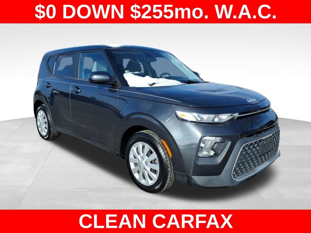 Used 2022 Kia Soul LX image 1