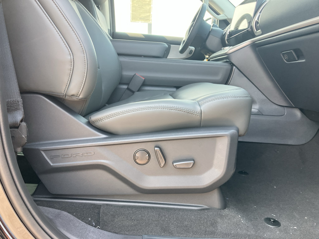 New 2027 Ford Expedition Active AWD/4WD image 20