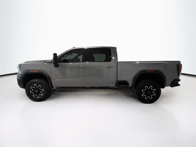 Used 2025 GMC Sierra 2500 AT4X AWD/4WD image 4