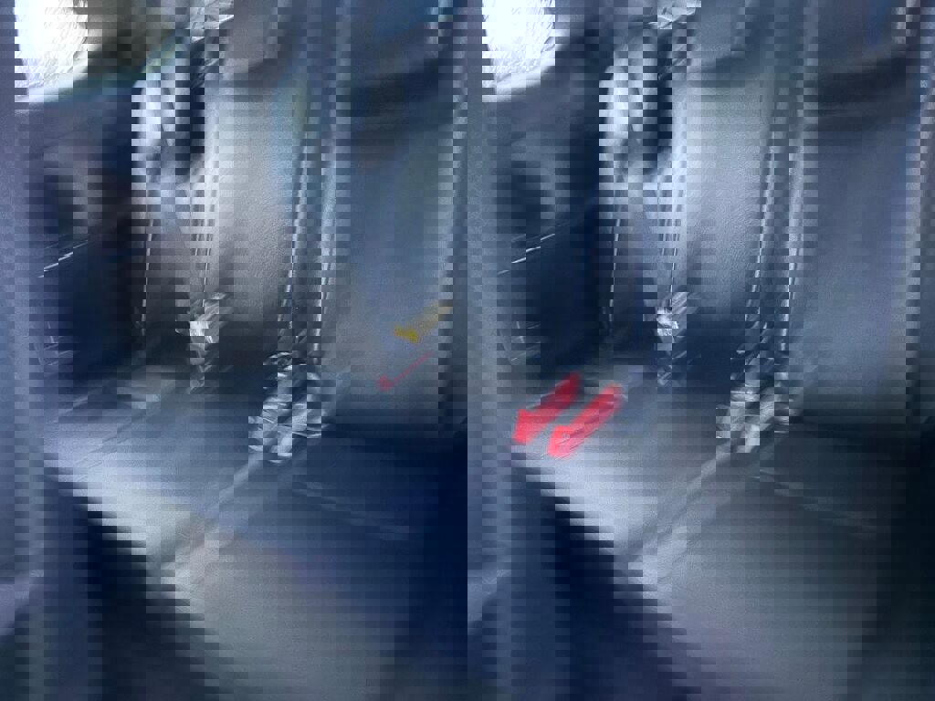 Used 2019 Toyota Highlander XLE image 27