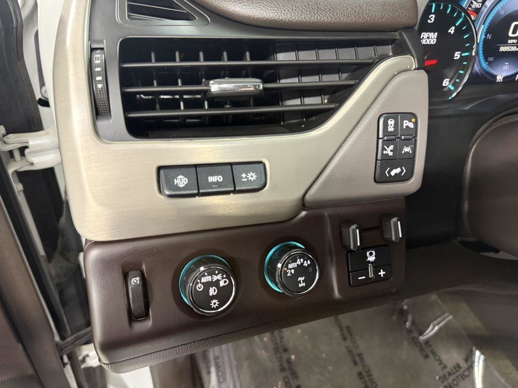 Used 2019 GMC Yukon XL Denali w/ Denali Ultimate Package image 16