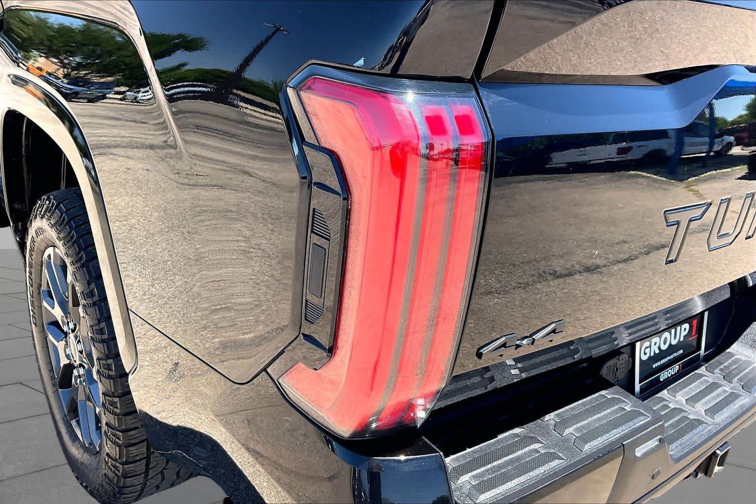Used 2022 Toyota Tundra Platinum AWD/4WD image 29